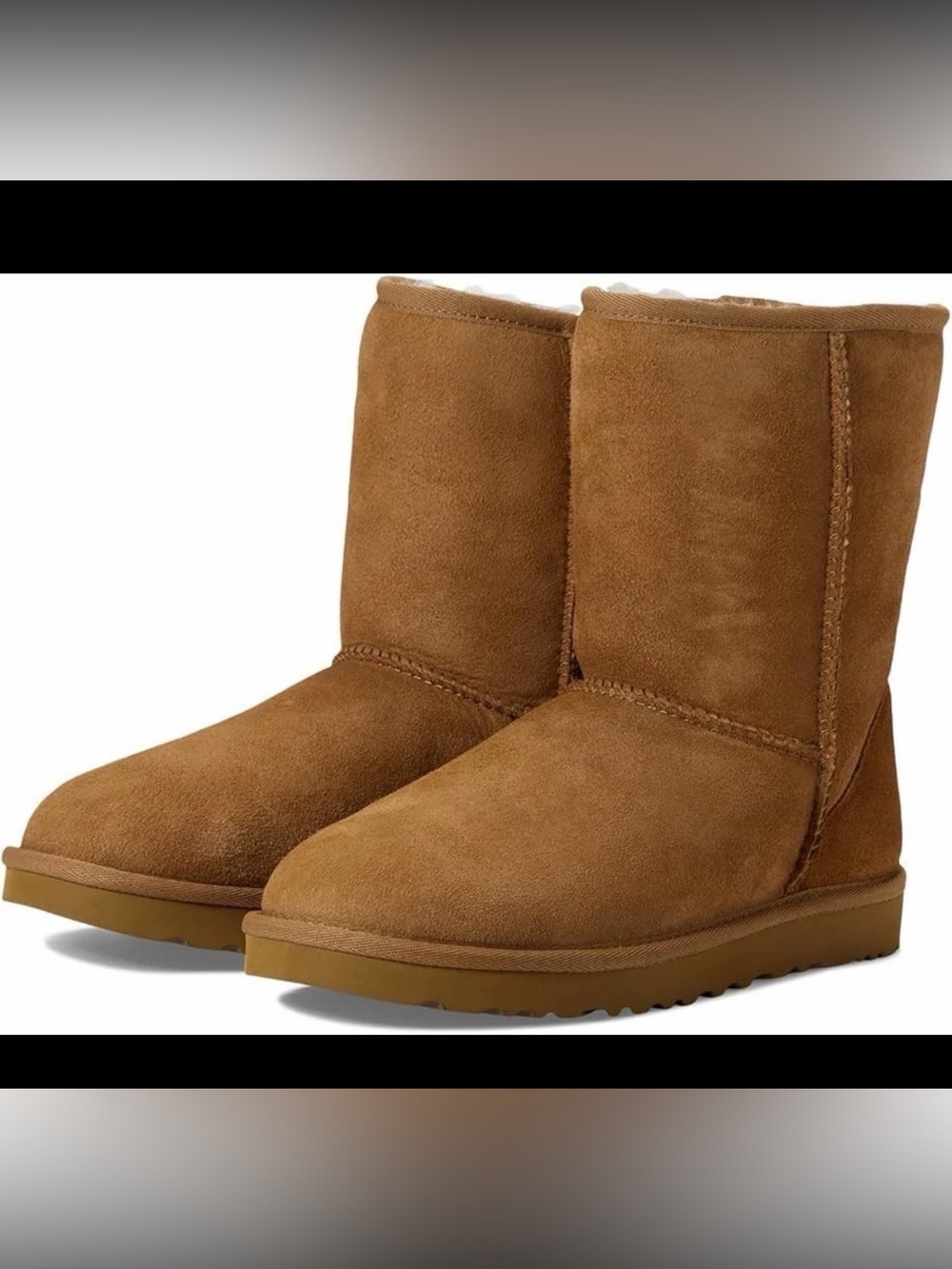 UGG Women’s Classic Short II Fur Lined Boots Chestnut Brown Size 9 NEW